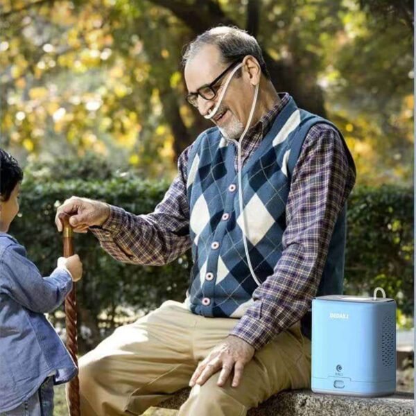 WhatsApp Image 2025-12-22 at 15.39.17 (2) Concentrador de Oxigeno Portátil de 5 Litros en Alta Pureza